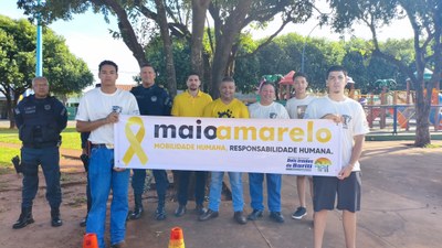 Ação do Maio Amarelo em Dois Irmãos do Buriti Conscientiza População sobre Responsabilidade no Trânsito